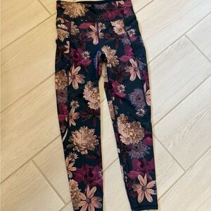 Sweaty Betty Floral Leggings - Black and Pink